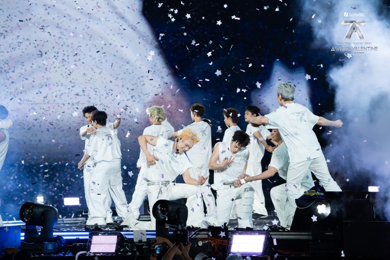 Đêm Valentine trắng của “Anh Trai Say Hi” 2025 ảnh 4