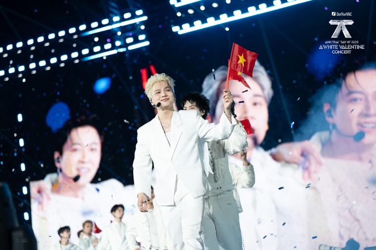 Đêm Valentine trắng của “Anh Trai Say Hi” 2025 ảnh 1