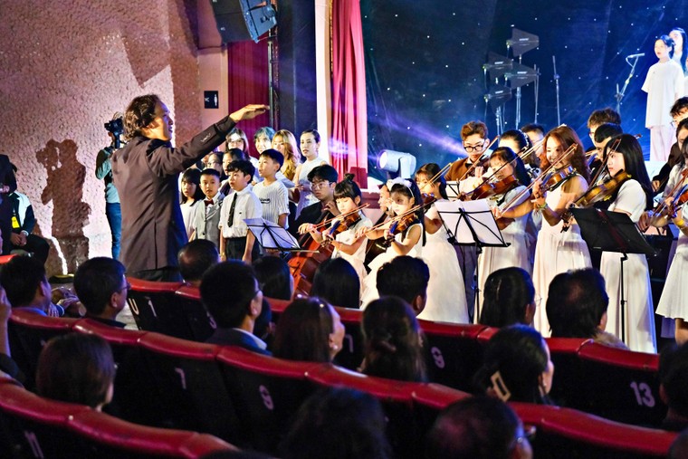 Đêm hoà nhạc quốc tế Việt - Hàn thắp sáng Đà Lạt ảnh 9