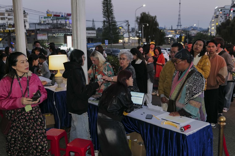 Đêm hoà nhạc quốc tế Việt - Hàn thắp sáng Đà Lạt ảnh 1