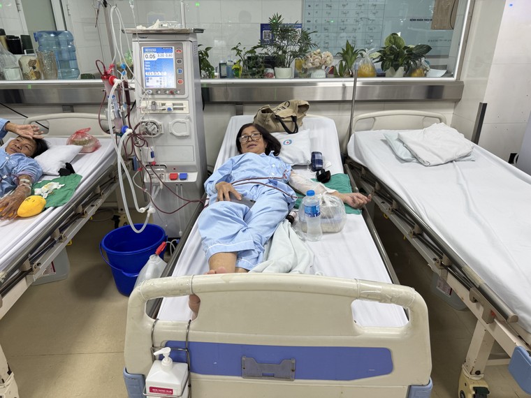 24h chạy thận: Guồng quay thường nhật mưu sinh - điều trị bệnh ảnh 10