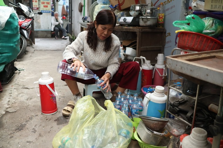 24h chạy thận: Guồng quay thường nhật mưu sinh - điều trị bệnh ảnh 13