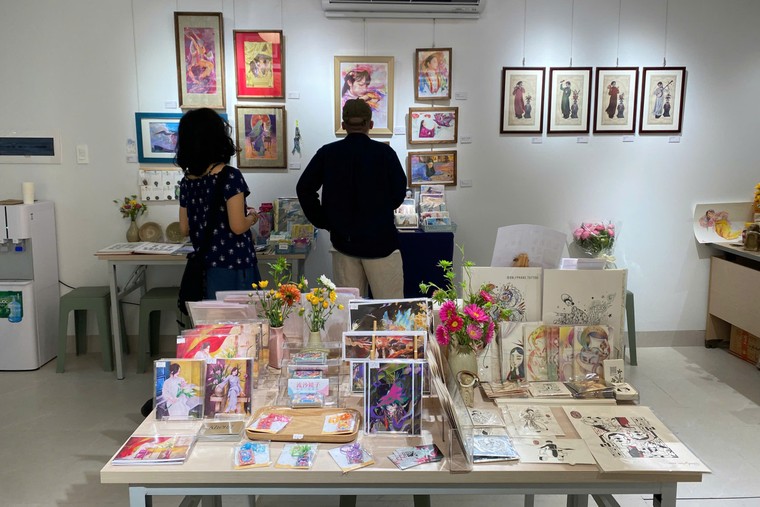 Từ Việt phục đến mỹ thuật đương đại: Khi truyền thống đi qua lăng kính mới ảnh 5