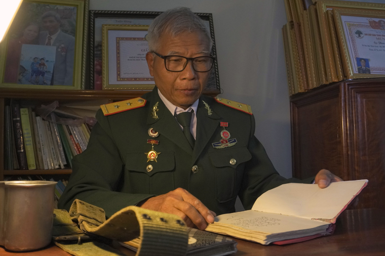 Kỷ vật chiến tranh cùng ký ức người lính trong những ngày tháng Tư lịch sử ảnh 4