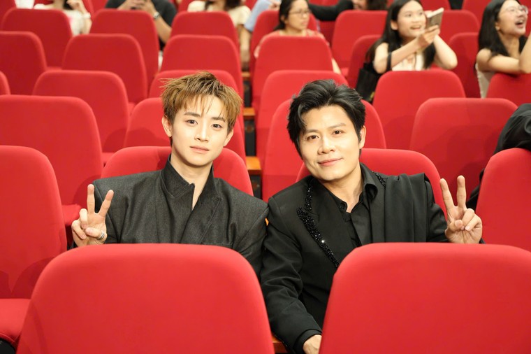 Nghệ sĩ mới của năm CONGB: Đi tìm ý nghĩa đằng sau giải “Cống hiến” ảnh 3