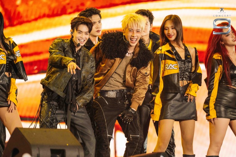 Ký ức về mùa hè 2024 được tái hiện tại đêm diễn thứ 9 của Anh Trai "Say Hi” 2024 ảnh 2