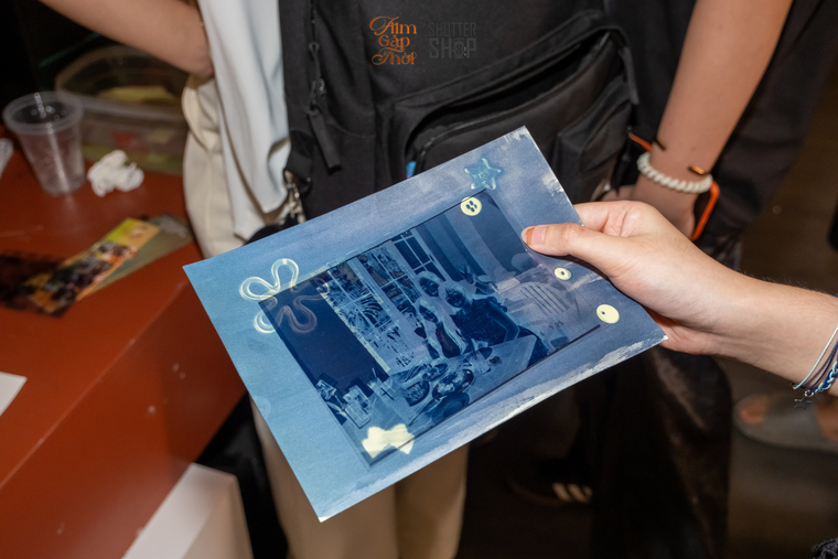 Film Gặp Thời: Không gian trải nghiệm nhiếp ảnh film giữa lòng Hà Nội ảnh 8