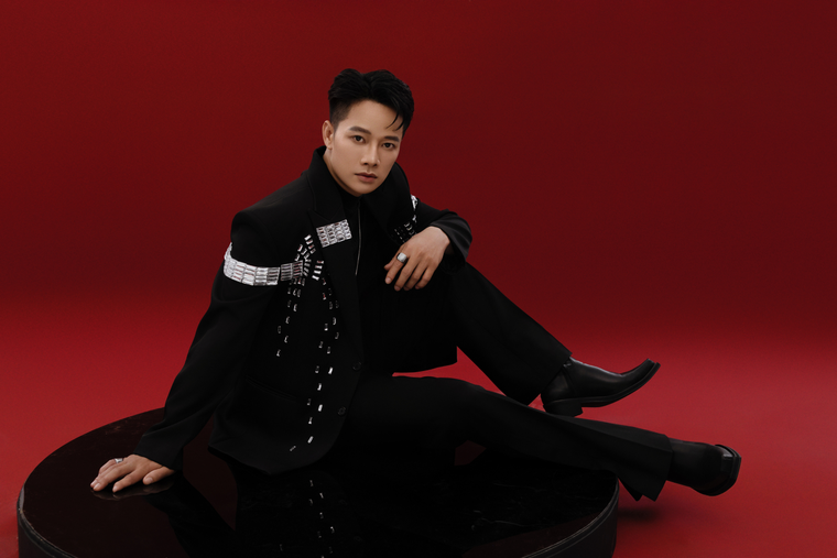 Anh Quân Idol ra mắt MV “Việt Nam khúc kiêu hùng”, lần đầu khai thác đề tài quê hương đất nước ảnh 4