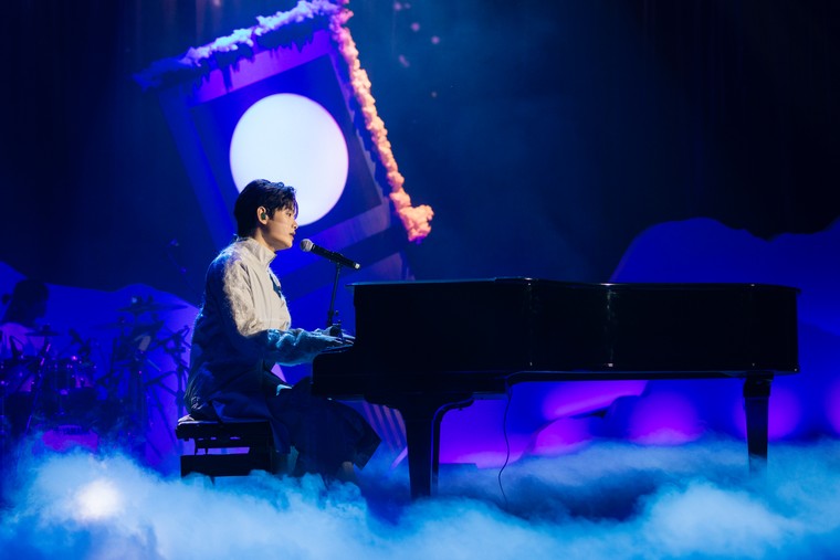 Từ Rap Việt đến Anh Trai Say Hi: buitruonglinh quy tụ dàn khách mời đồ sộ trong đêm diễn khép lại tại Hà Nội ảnh 6