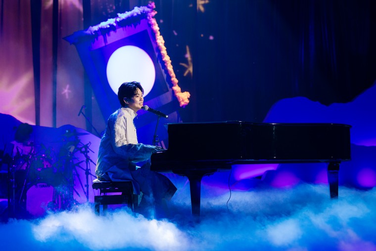 Từ Rap Việt đến Anh Trai Say Hi: buitruonglinh quy tụ dàn khách mời đồ sộ trong đêm diễn khép lại tại Hà Nội ảnh 7