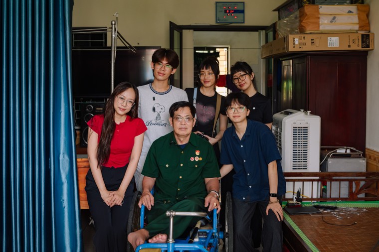 “Chuyện thời bình”: Đánh thức những mảnh ký ức nằm lại sau tiếng súng ảnh 1