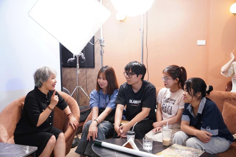 Talkshow: “Diễn viên lồng tiếng - Nghề chưa kể” ảnh 2