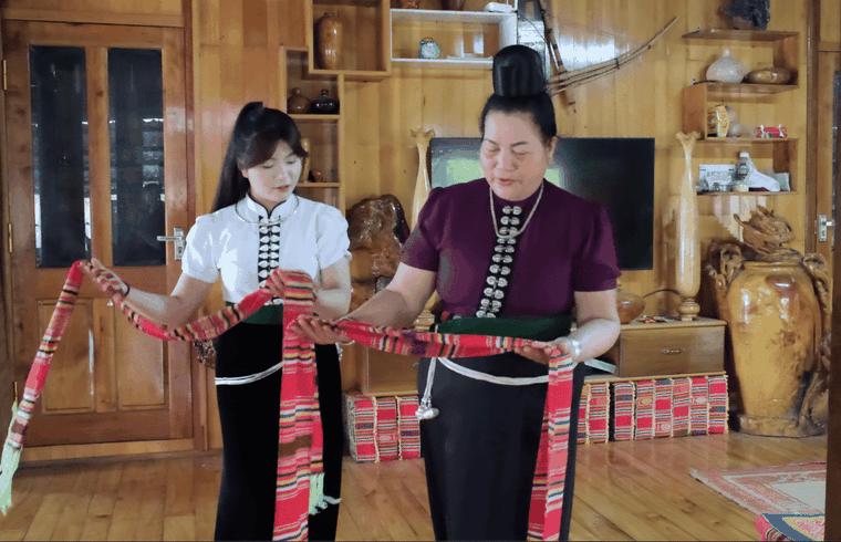 “NOỌNG ƠI, XÒE ĐI!”: Hành trình đưa Xòe Thái đến gần hơn với người trẻ ảnh 3