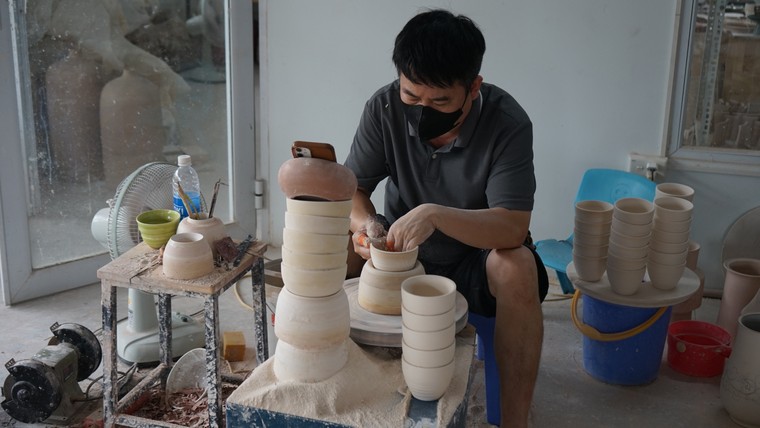 Để nghề gốm sống bằng sự trao truyền ảnh 1