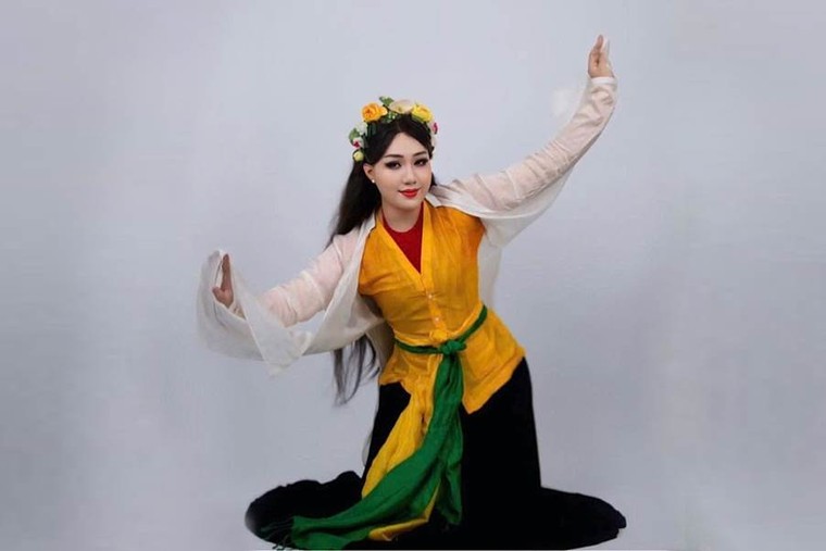 “Thân sâu hồn bướm” trên chiếu Chèo: “Tôi chỉ làm những điều người khác không dám” ảnh 2