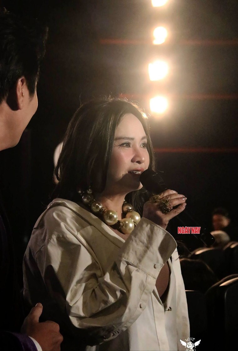 Tùng Dương đặt câu hỏi cho một thế hệ: "Nếu cả đời không rực rỡ thì sao?" ảnh 9