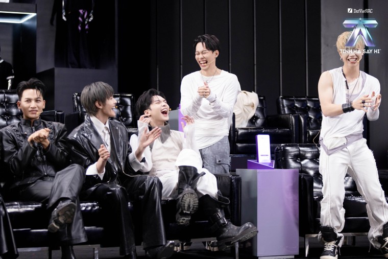 6 đội thi hé lộ tư duy sáng tạo khác biệt trước thềm Live Stage 1 Tinh Hà "Say Hi" ảnh 1