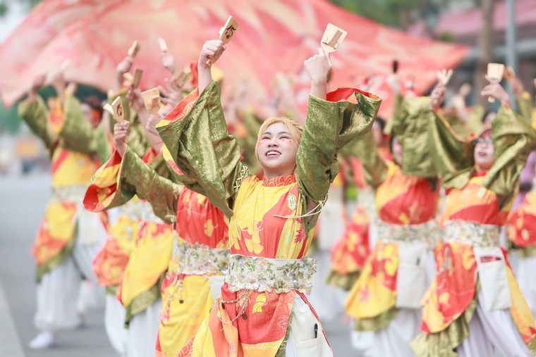 "Cẩm Thu Thái Sắc": khi Yosakoi kể câu chuyện của mùa thu ảnh 8