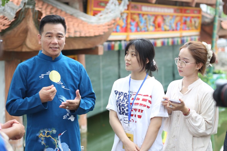 UNESCO: Vinh danh những ý tưởng trẻ “tiếp sức” cho làng nghề Hà Nội ảnh 2