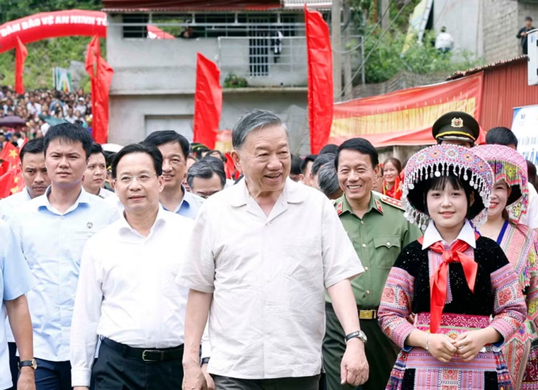 Tổng Bí thư, Chủ tịch nước: Tạo môi trường an ninh, an toàn vì cuộc sống bình yên, hạnh phúc của nhân dân ảnh 1