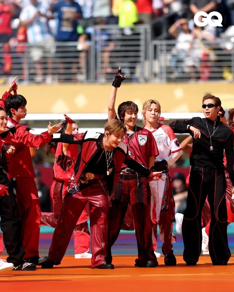 BTS đi vào lịch sử với màn trình diễn "Dynamite" tại chung kết World Cup 2026 ảnh 8