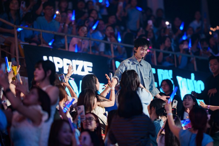 UPRIZE tổ chức fan meeting đầu tiên, công bố kế hoạch concert miền Bắc năm 2026 ảnh 11