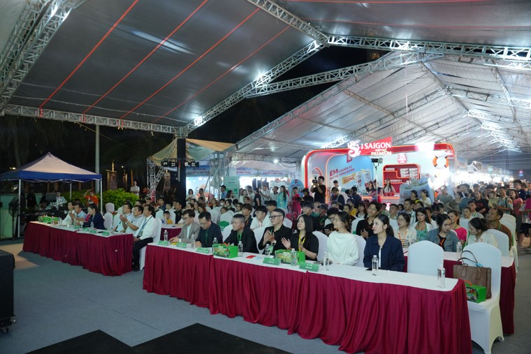Festival Biển Khánh Hòa góp phần lan tỏa giá trị văn hóa, du lịch và gắn kết cộng đồng ảnh 3