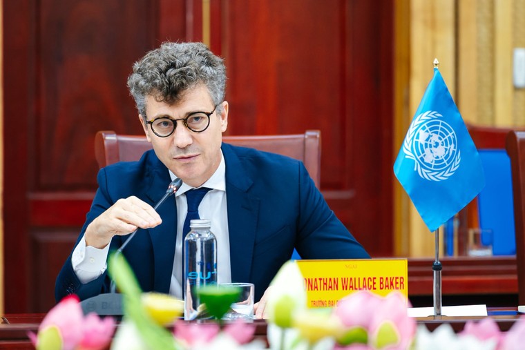 UNESCO và Nghệ An tăng cường hợp tác về giảm nhẹ rủi ro thiên tai và phát triển bền vững ảnh 4