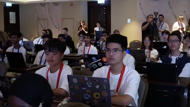 Sinh viên Việt Nam góp mặt tại Trại Hè “hacker mũ trắng” quốc tế ở Nga ảnh 1
