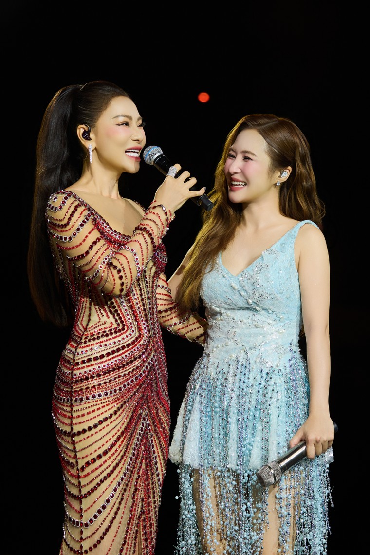 Phao Cứu Sinh Concert: Hương Tràm kể hành trình trở về bằng âm nhạc và sân khấu ảnh 8
