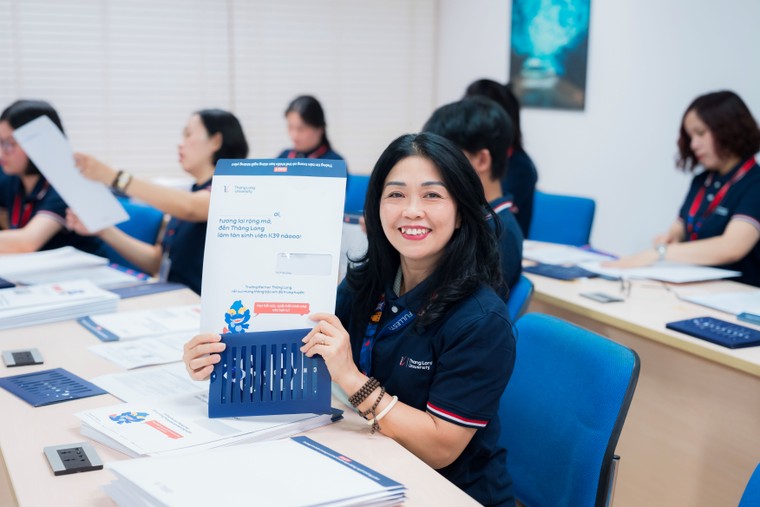 Trường Đại học Thăng Long gửi giấy báo trúng tuyển và nhập học sáng tạo tới hơn 3000 tân sinh viên ảnh 3