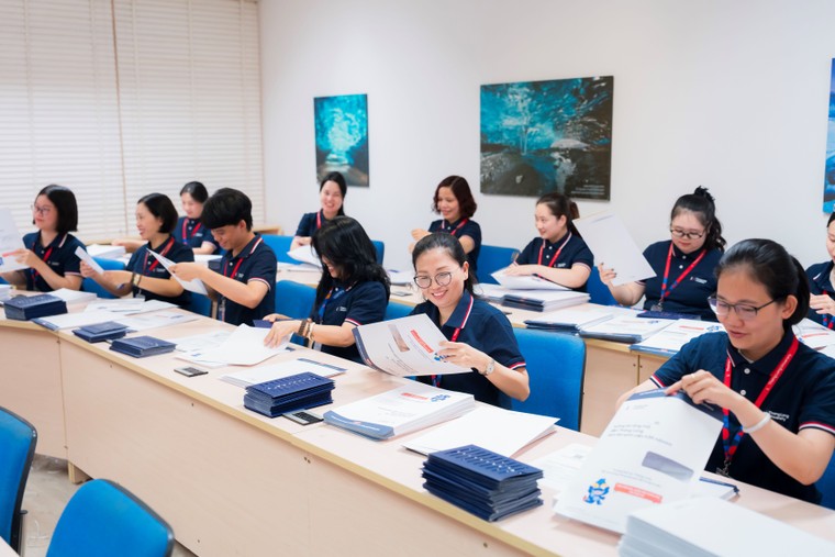 Trường Đại học Thăng Long gửi giấy báo trúng tuyển và nhập học sáng tạo tới hơn 3000 tân sinh viên ảnh 5
