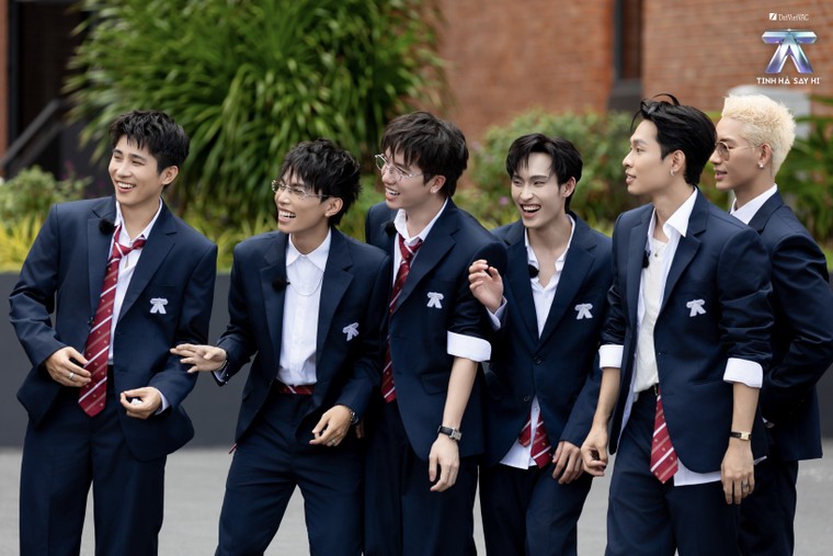 HIGHLIGHT 1 - Tập 9 Tinh Hà "Say Hi": 20 Anh Trai hóa học sinh, chia 5 nhóm chào sân Reality 4 ảnh 3