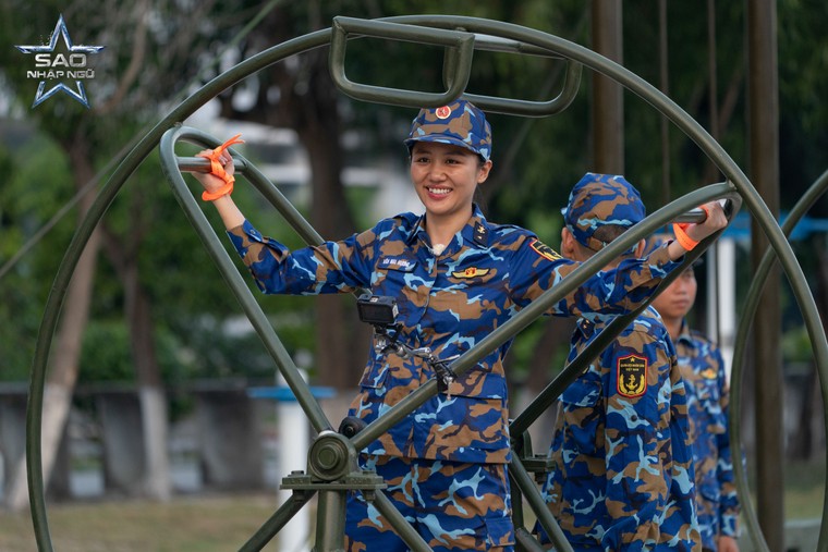 Tập 3 Sao Nhập Ngũ 2026: Quốc Trường thắng lớn, Erik “lăn xả” hết mình ảnh 4
