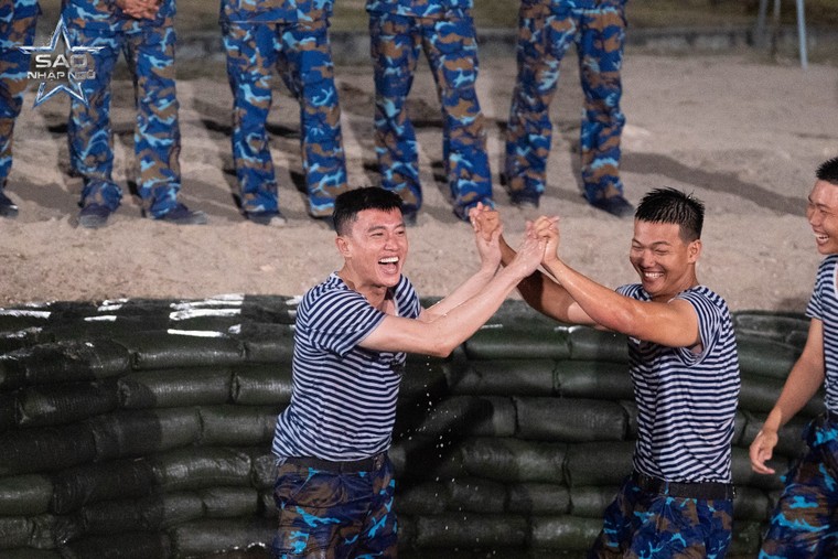 Tập 3 Sao Nhập Ngũ 2026: Quốc Trường thắng lớn, Erik “lăn xả” hết mình ảnh 1