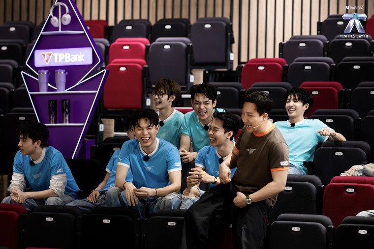 Tinh Hà “Say Hi” Tập 9: 20 Anh Trai trở lại tuổi học trò, cuộc chiến Livestage 4 bất ngờ được tái lập thế trận với 5 đội hình mới ảnh 9