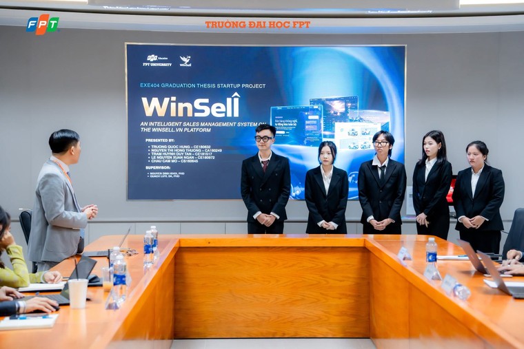 Khởi nghiệp từ đồ án tốt nghiệp: Những ý tưởng bước ra đời thực của sinh viên Trường Đại học FPT ảnh 1