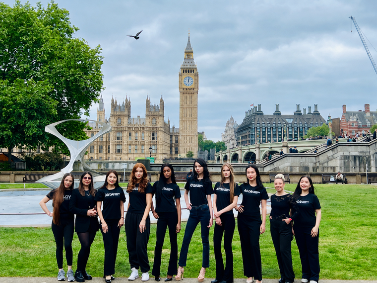 Khi Áo dài đến London, chúng ta muốn thế giới nhìn thấy điều gì? ảnh 5
