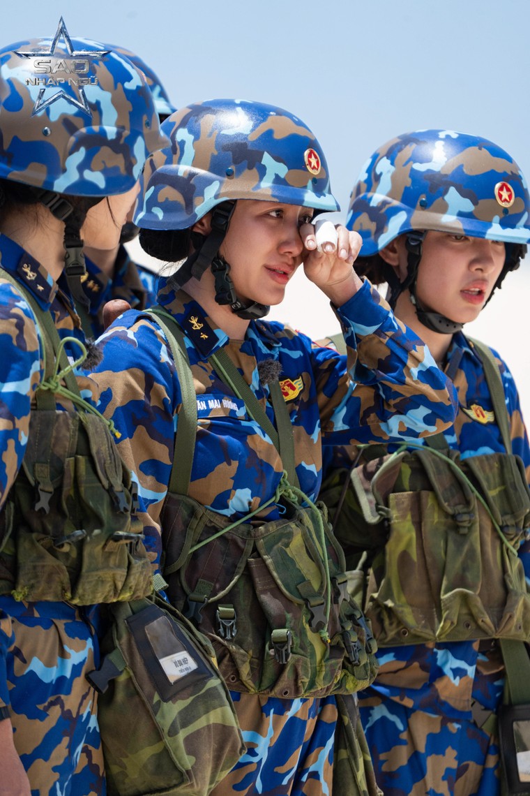 Tập 6 Sao Nhập Ngũ 2026: Văn Mai Hương bị chấn thương, Quốc Trường không nhận ra chính mình ảnh 1
