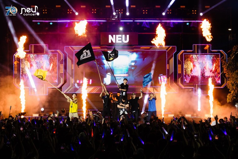Đêm nhạc bùng nổ NEU Concert 2026: Dấu mốc chói lọi trong chuỗi hoạt động kỷ niệm 70 thành lập Đại học Kinh tế Quốc dân ảnh 19