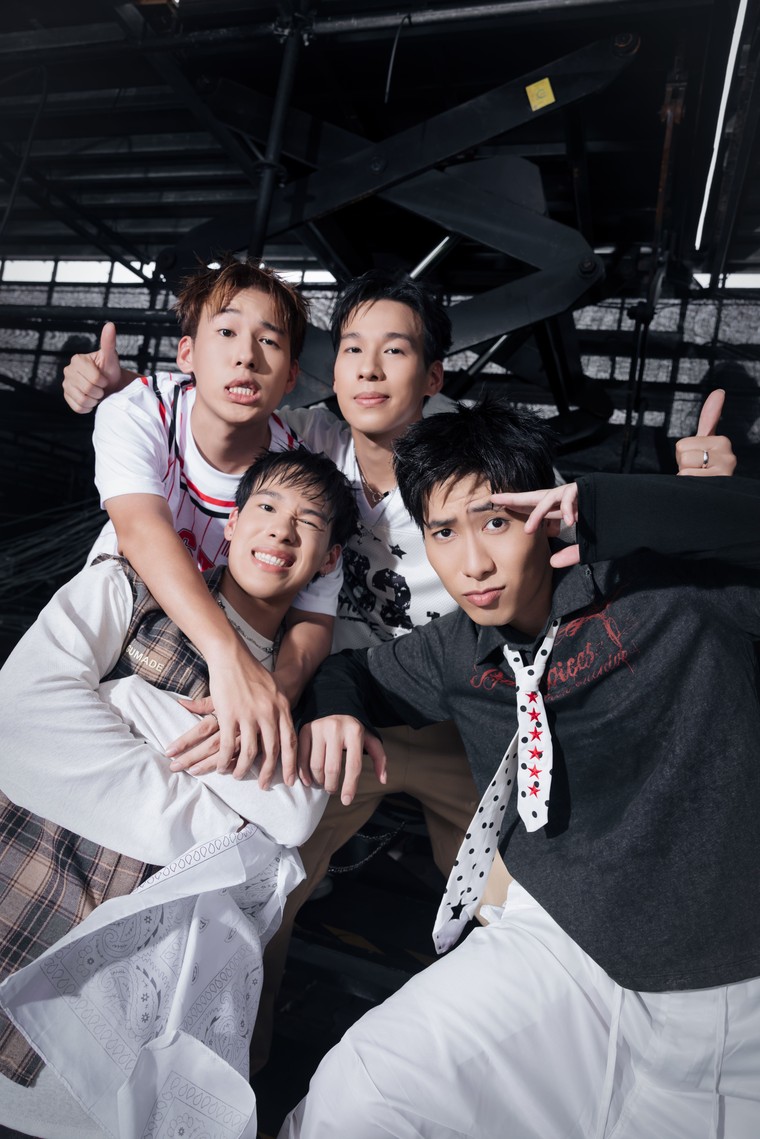 Duniverse trình diễn ấn tượng tại sao concert trước hàng nghìn khán giả ảnh 5