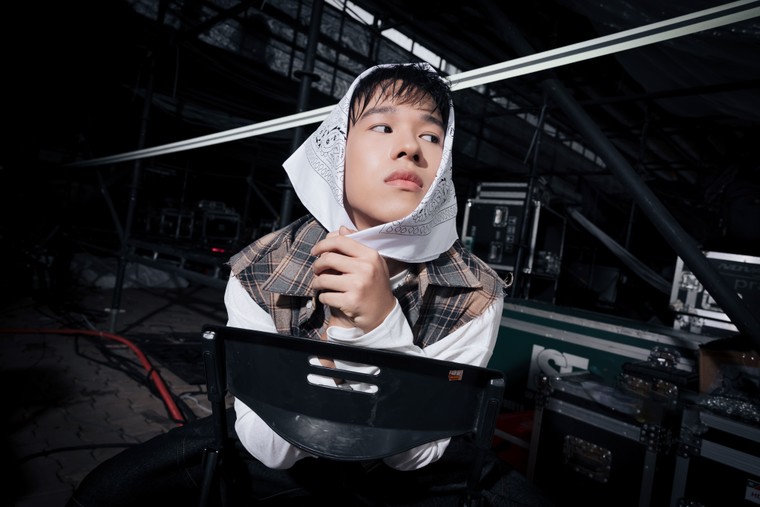 Duniverse trình diễn ấn tượng tại sao concert trước hàng nghìn khán giả ảnh 4