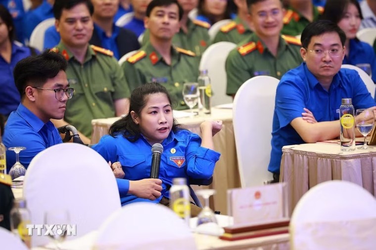 Thủ tướng Chính phủ đối thoại với thanh niên năm 2026 ảnh 16