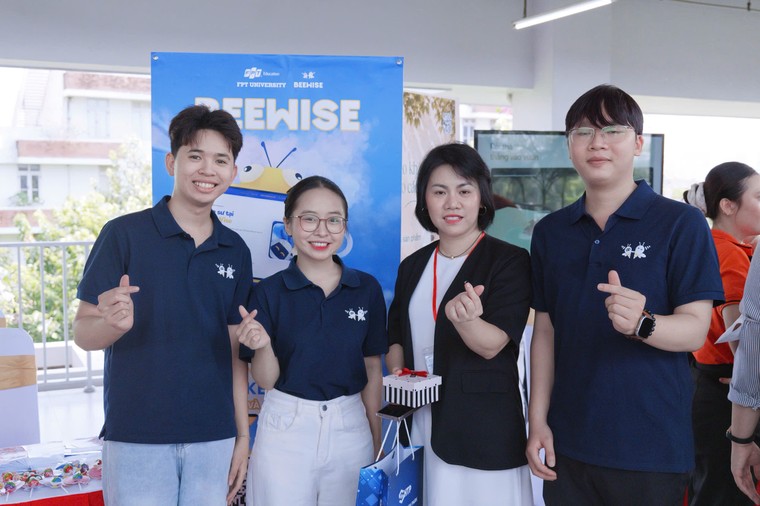 FPTU phối hợp tổ chức Hội nghị Quốc tế thường niên Khu Công nghệ cao lần thứ 8 ảnh 5