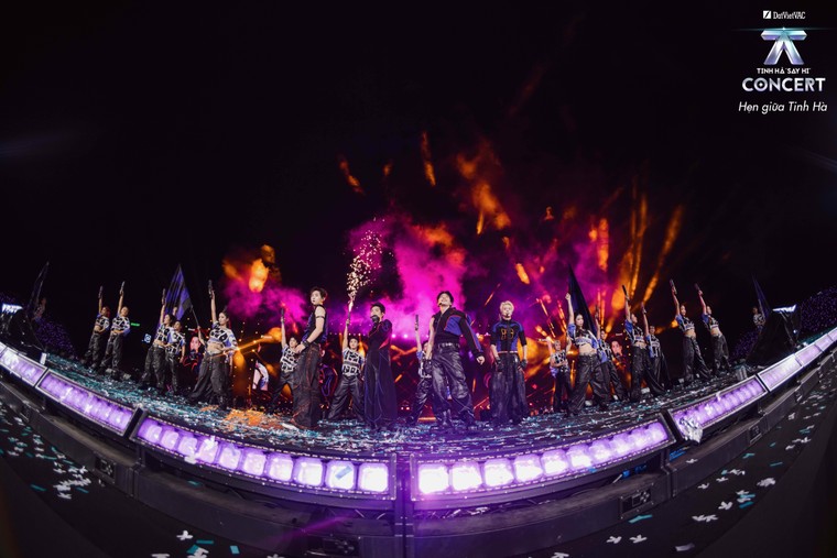 24 Anh Trai hội ngộ trong đêm đầu tiên của Tinh Hà “Say Hi” Concert ảnh 8