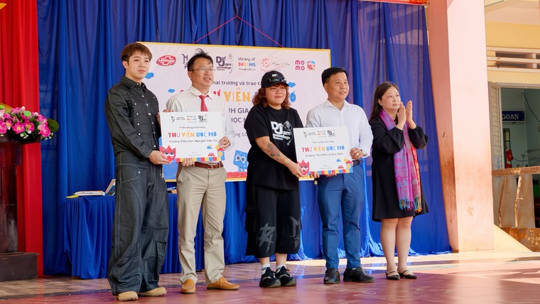 Mason Nguyễn và hành trình trao 6 thư viện ước mơ ảnh 1