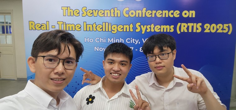 Từ gap year để theo đuổi truyền thông sáng tạo đến 10 công bố khoa học quốc tế của nam sinh FPTU ảnh 1
