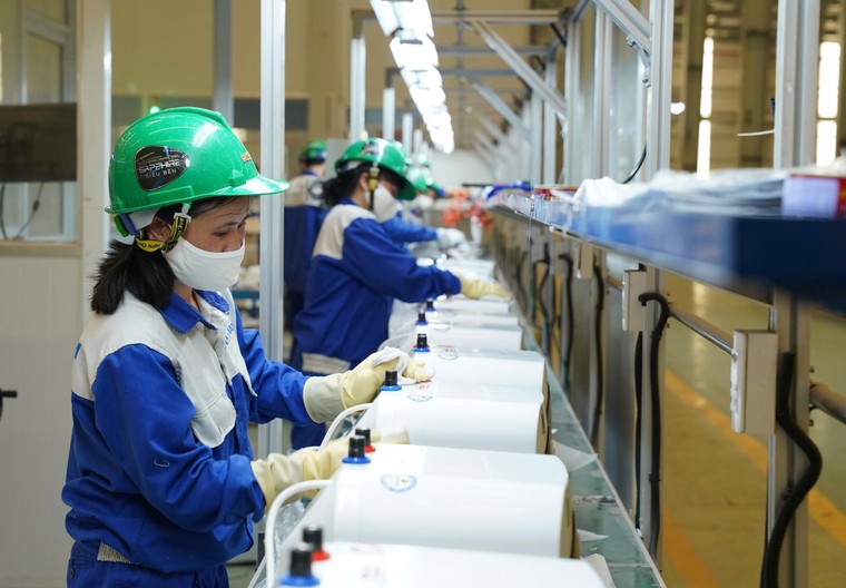 Bình nước nóng cao cấp Rossi: Nhìn từ 4 lớp bảo vệ an toàn ảnh 1