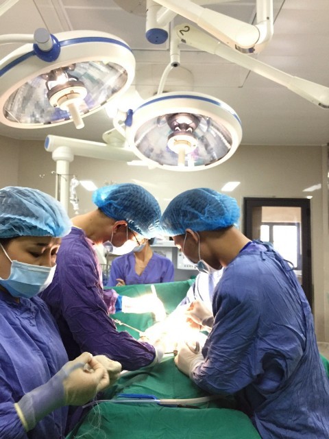 Hy hữu: Quả thận nằm lạc chỗ 61 năm trong cơ thể người đàn ông ảnh 1