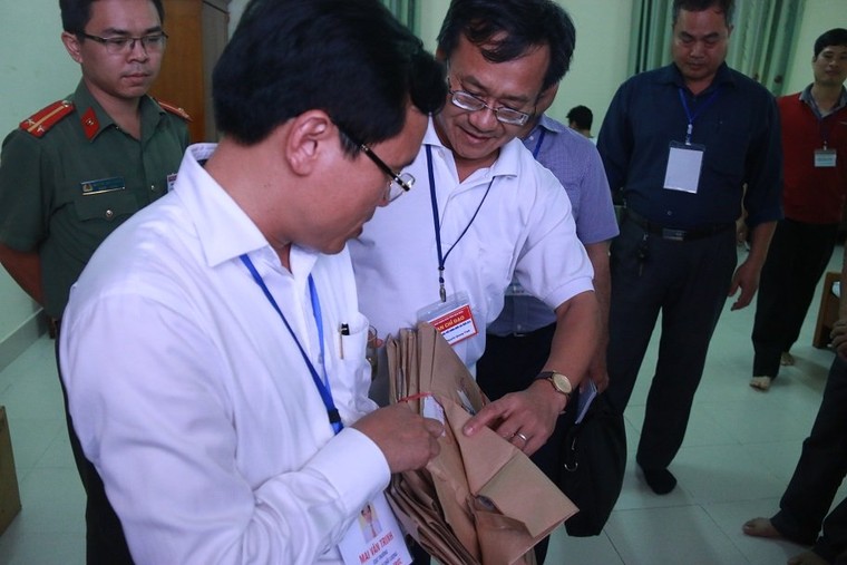 Thuê nhà nghỉ chấm thi trắc nghiệm THPT quốc gia 2018 ảnh 5